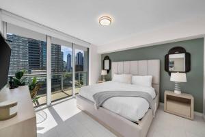 ICON W BRICKELL BY IMD MIAMI Splendid Ocean View 2BR 1BA