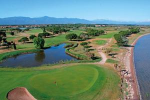 Appartements Golf Saint Cyprien ground floor 2 bedrooms Apartment with terrace : photos des chambres