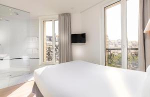 Chambre Double Classique room in Hôtel Emile