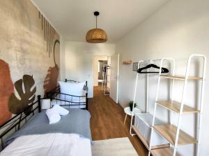 BohnApartments Bechstein - sehr ruhig - 3 Schlafzimmer - Balkon - Stellplätze- WLAN - Vollausstattung