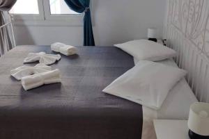 Spacious and Bright Kos Home