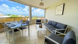 Ti Bonheur - LʼAnse Mitan