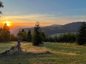 Dom Znajomych - cały dla Ciebie, ogrodzony, wygodny