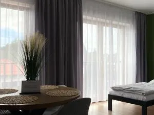 Tanie Noclegi Gliwice - Apartamenty Łowicka 28 - Szałsza