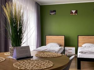 Tanie Noclegi Gliwice - Apartamenty Łowicka 28