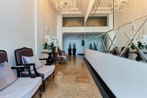 015 Cobertura sobre Avenida Principal - Bombinhas Centro