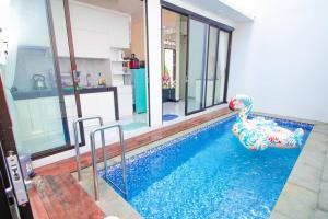 Villa Syariah Solaris with Private Pool & Rooftop