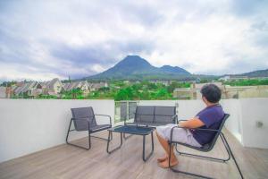 Villa Syariah Solaris with Private Pool & Rooftop