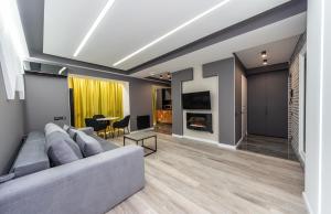 Luxrent Apartments on Lesi Ukrainki - Kiev