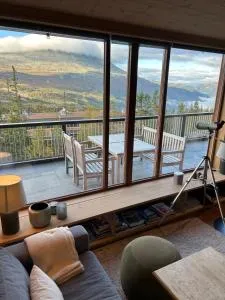 Astonishing Mountain Lodge at the top of Gaustablikk, 25m2 west facing terrace, 3 bedrooms