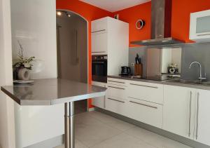 Le Victoria-Centre ville-Piscine-Parking privé-Wi-Fi