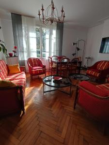 Appartements Grand appartement Athis Mons proche Paris : Appartement Deluxe