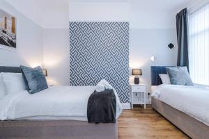 Stunning Liverpool House Perfect for Business with 8 actual beds - 7 night min - by PureStay Short Lets & Serviced Accommodation