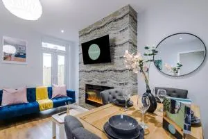 Stunning Designer House with Parking Sleeps 9 by PureStay Short Lets & Serviced Accommodation Liverpool - Litherland