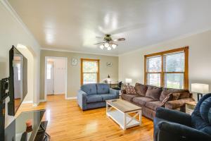 Charming Sturgis Getaway - 1 Mi to Main Street!