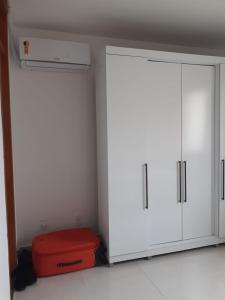 Apartamento 150mts da praia dos milionarios