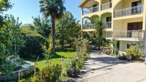 Rooms Rafomarija - 柳布什基