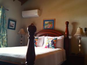 Coconut Walk Beach Apartment