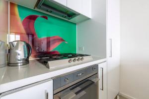 Light, Elevated Living near Queen Victoria Market