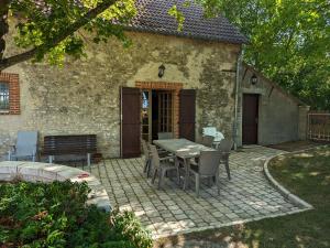 Maisons de vacances Gite Treilles-en-Gatinais, 5 pieces, 8 personnes - FR-1-590-164 : photos des chambres