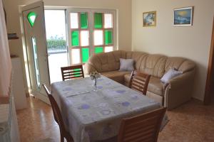 Apartments by the sea Sukosan, Zadar - 21790