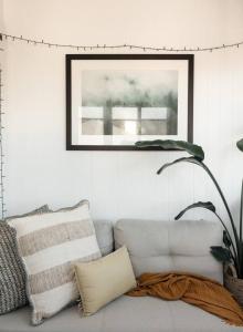 Poppys Pad - A Designer Mid century Manly Getaway