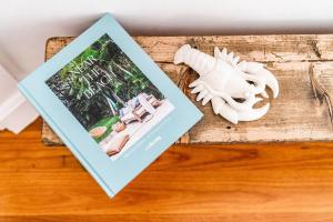 The Little Palm - Prime Locale between Beach and Wharf