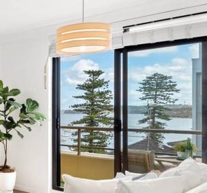 Fine Pine - Beachside Lifestyle with Two Balconies