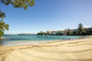 The Little Manly - Laidback Waterfront Magic