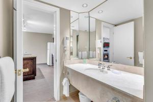 Spacious Hideaway in Nature