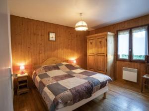 Chalet à Châtel : 3 pièces, 6 personnes, animaux admis - FR-1-676-24