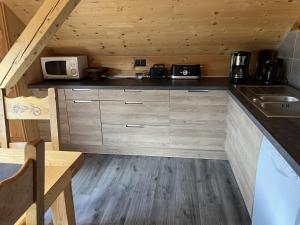 Chalet 3 Pièces, 5 Pers, Balcon, Parking, WIFI, Châtel - FR-1-676-46