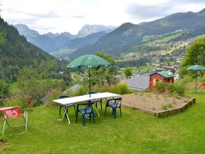 Appartement confortable à Châtel, 7 pers, parking, balcon - FR-1-676-137