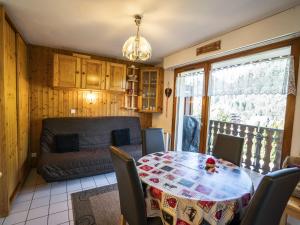 Studio confortable à Châtel – 4 pers, balcon, expo SO, proche du centre - FR-1-676-168