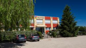 Le Pacifique Citotel Riom photo 9