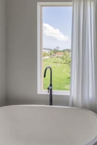 Minimalist Elegance: Tranquil Canggu Villa Yukki