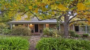 Granite Cottage - Wooragee