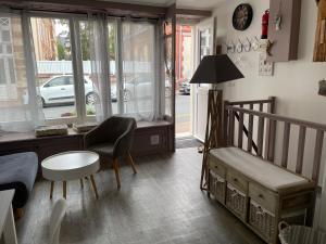 Maisons de vacances Plage et commerces a 50m, sans tele pour deconnecter ! : photos des chambres