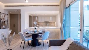 Classy 1 BR Apartment in Greens