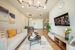 Eco Green SaiGon Apt - Amazing view - Free Pool & Gym