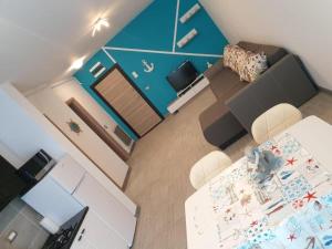 Apartamente Deluxe Alezzi Beach Pool & Spa