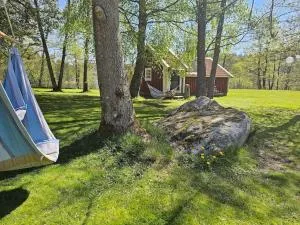 Mysigt 1720 tals torp på privat halvö nära Göteborg - Mölnlycke