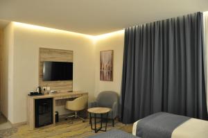 أجم الخالدية AJM Al-Khalidiayh المضيف عبدالله عبد الرحمن