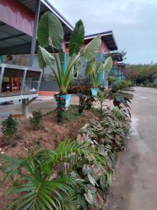 ต.รัตน รีสอร์ท