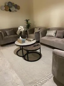 شقة غرفة نوم وغرفة معيشة ومدخل خاص - Al Rass