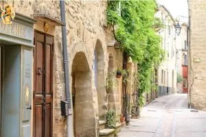 Typique maison de village - Vallabrix