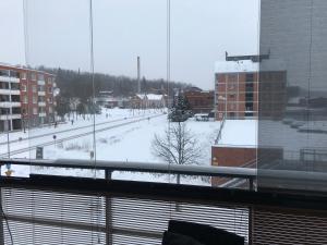 Ilmastoitu 55 m2 huoneisto saunalla Lahden satamassa