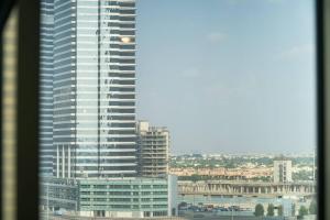 StoneTree - Chic Studio in Jumeirah Lake Towers