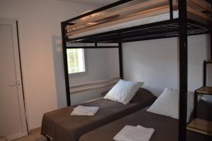 Villas Villa de charme avec piscine couverte et 3000m2 : photos des chambres
