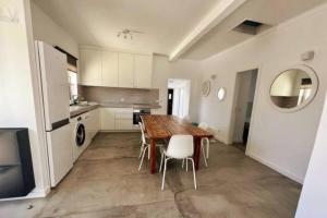 New Beach House near main street close PraiaGrande